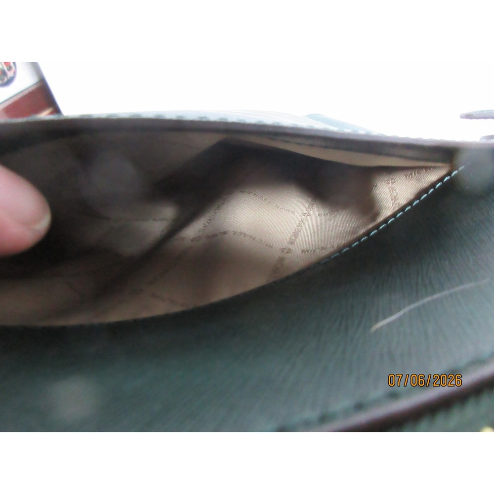 Michael Kors Jet Set Travel Saffiano Leather Tote Bag Green Gold Hardware - Picture 6 of 7